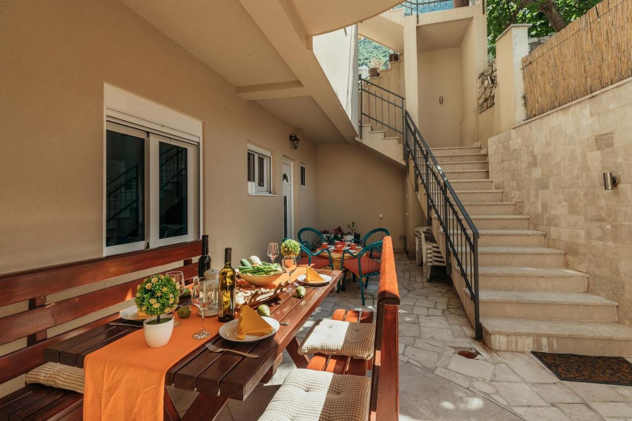 Apartments Cosovic Котор Екстер'єр фото