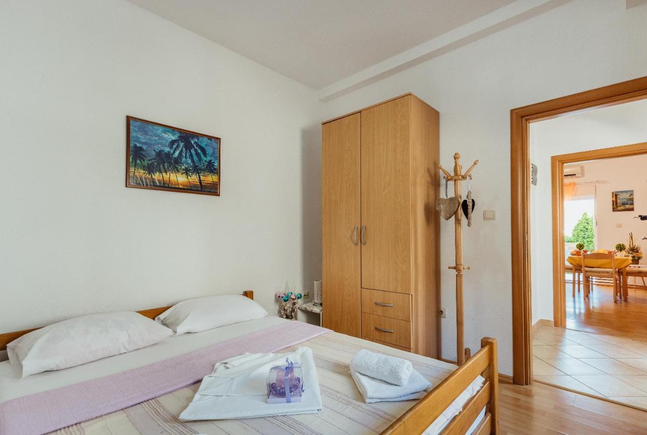 Apartments Cosovic Котор Екстер'єр фото