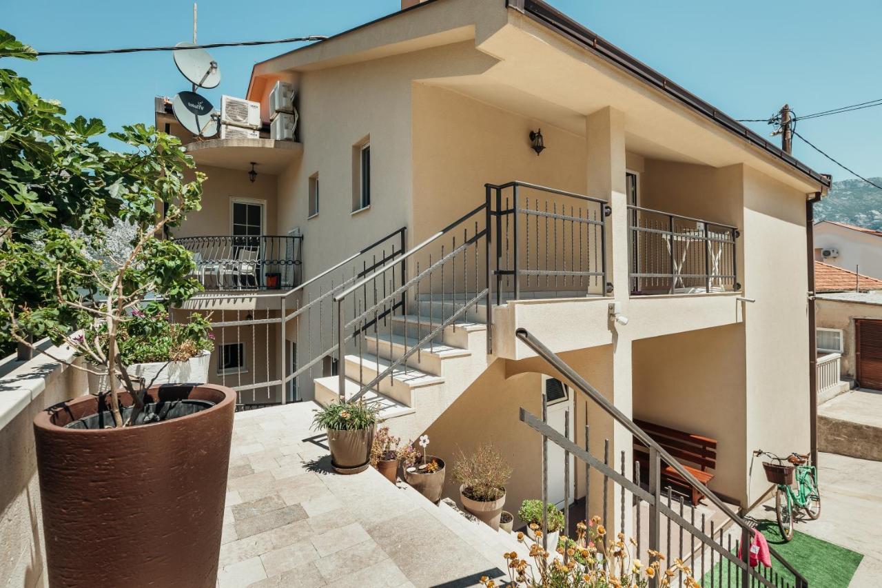 Apartments Cosovic Котор Екстер'єр фото